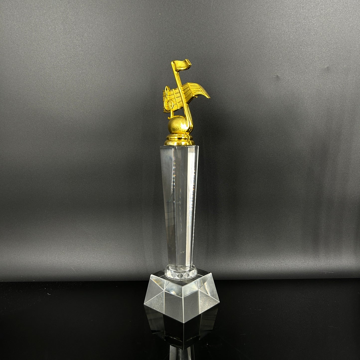 Aurum Harmony Trophy Award