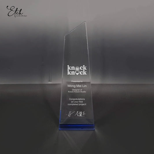 Clear Edge Apex Award with Colored Base