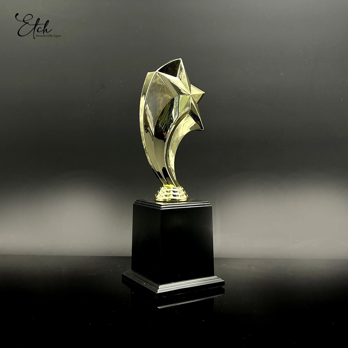 Golden Comet Star Trophy