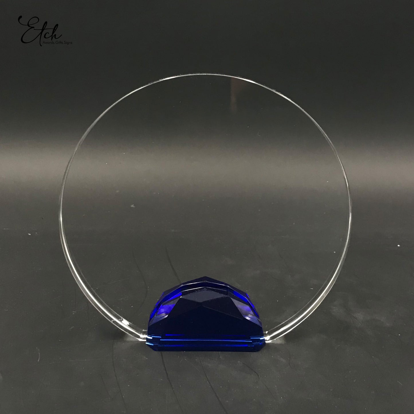 5" Round Crystal Award with Blue Base