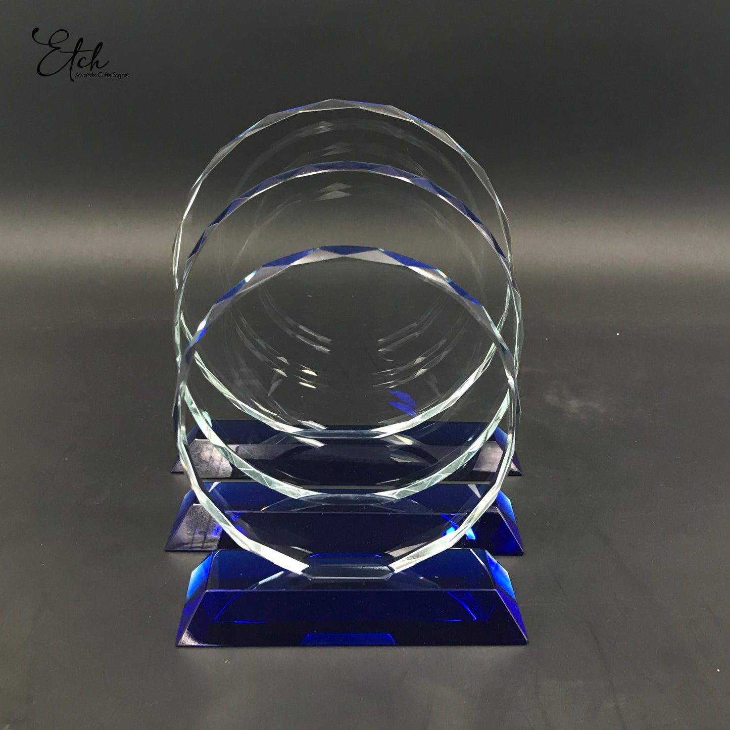 Brillant Round Crystal Trophy Award with Blue Base