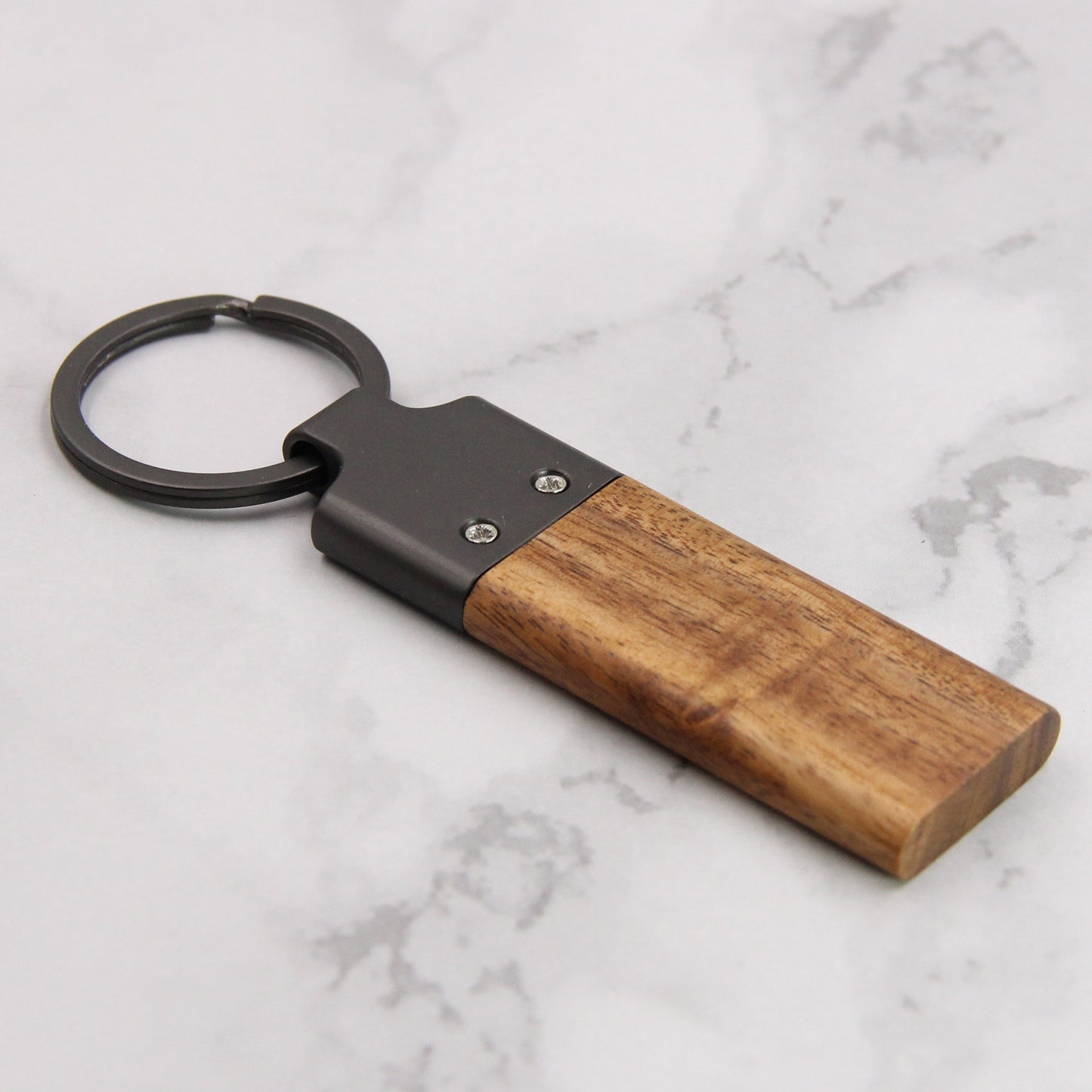 Wooden keychain with custom message for Dad